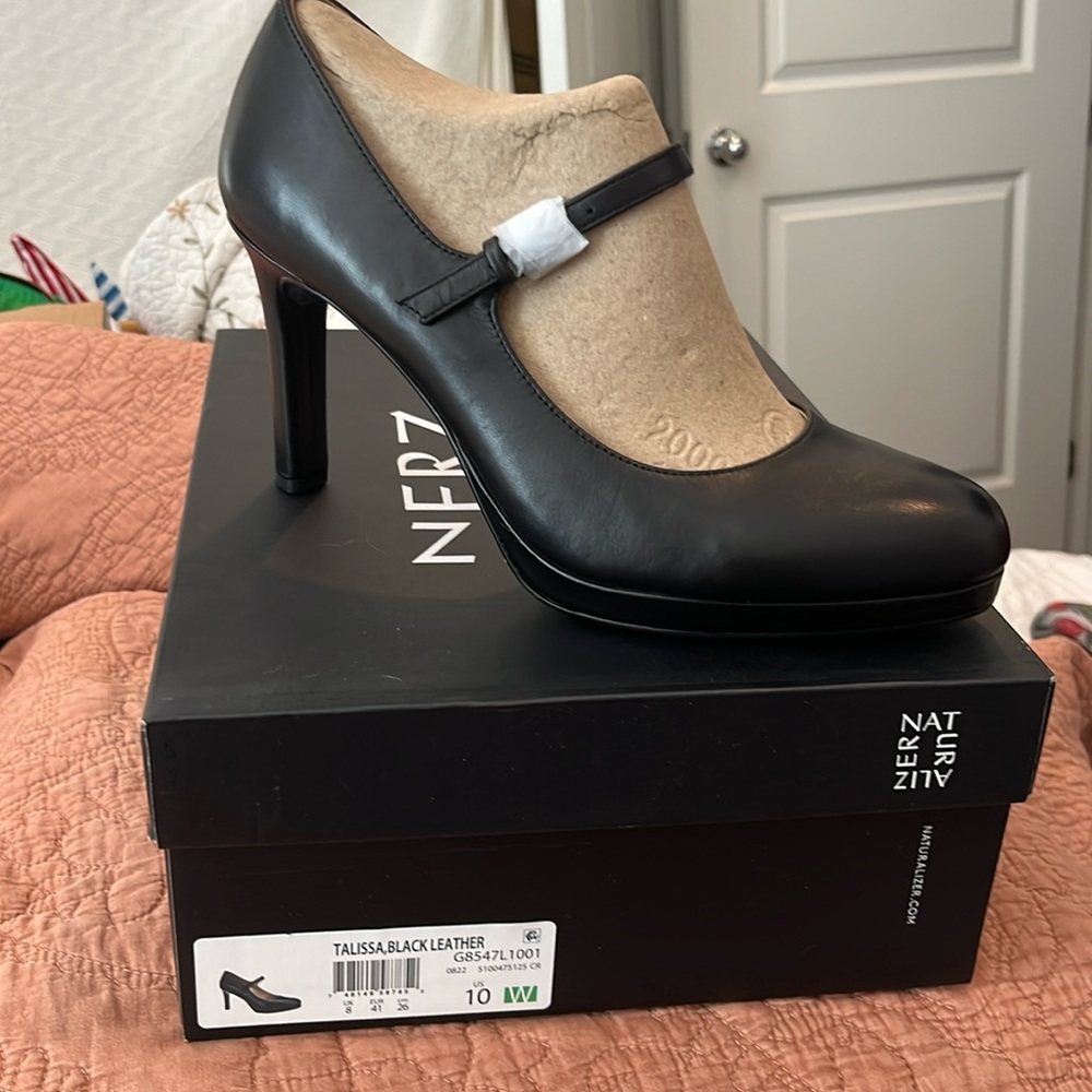 Naturalizer Women Talissa Mary Jane Pumps Black
